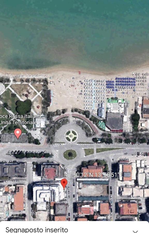 Apartamento Riccio Blu Pochi Passi Dal Mare Alba Adriatica Exterior foto